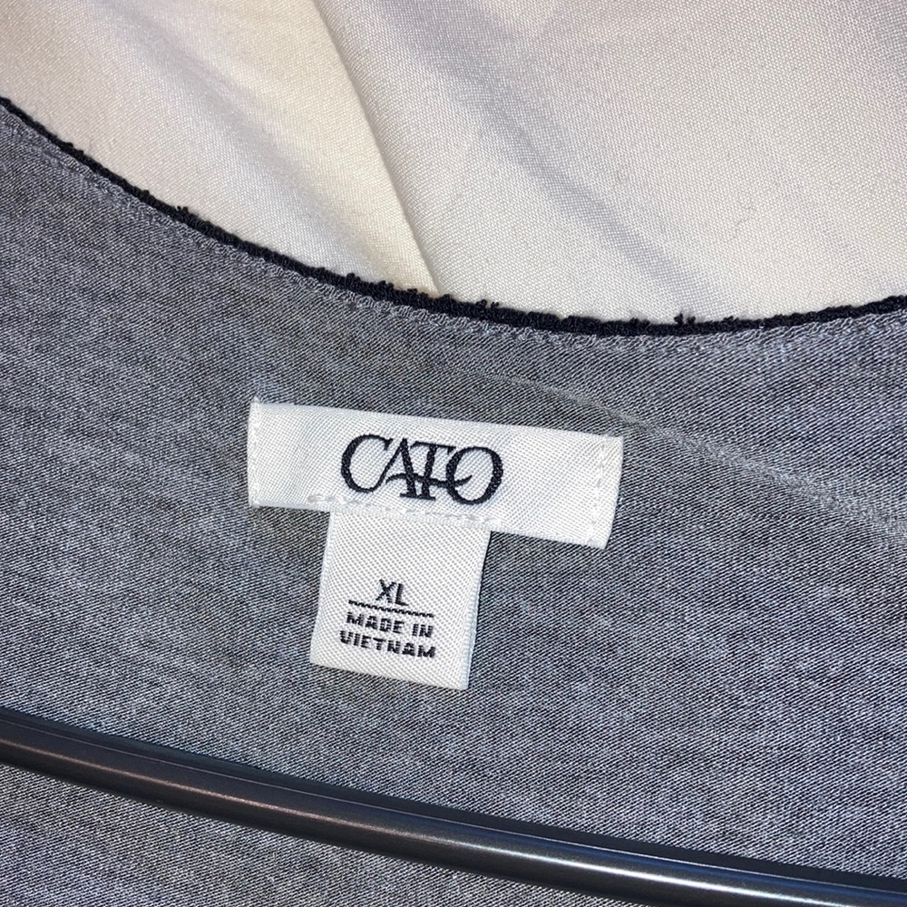 Cato Dress - Picture 2 of 4